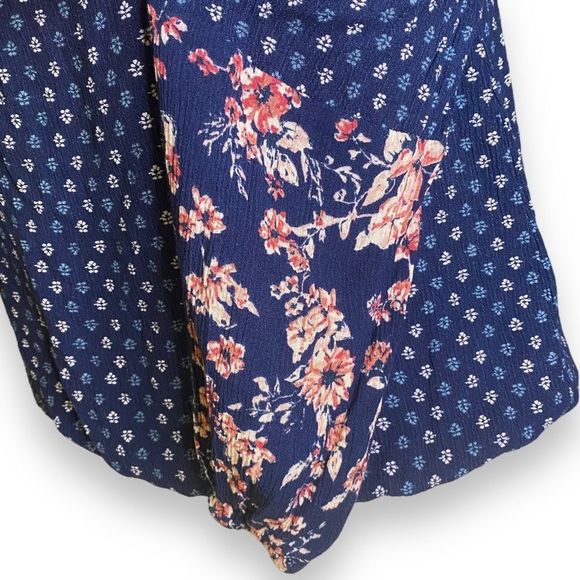 🎈 Mossimo Supply Co Navy Floral Cold Shoulder Long Sleeve Blouse Top Size XS - Picture 7 of 10